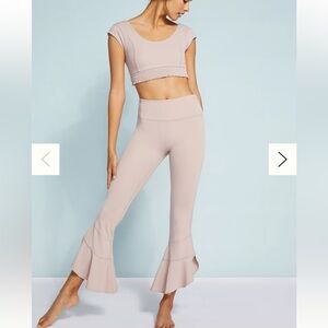 Free People Movement Starlight Pants Flare Yoga Leggings Dusty Pink Ruffles s